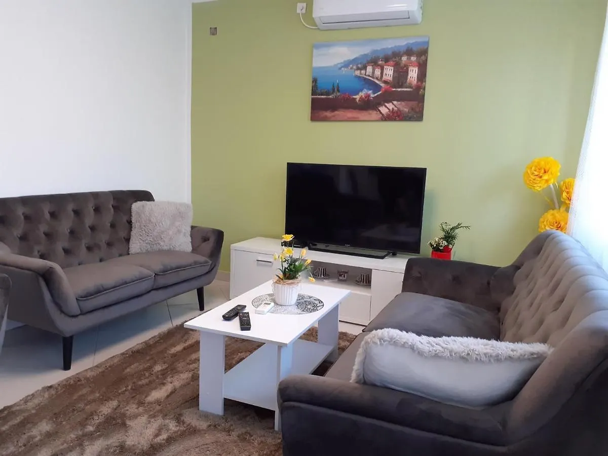 Apartment Mila With Whirlpool Malinska 0*,  Croatia